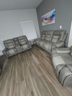 Gray Reclinering Sofa Set