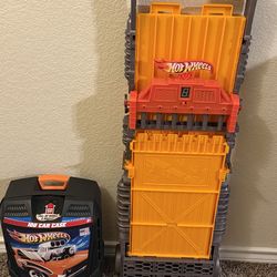Hot Wheels Race Track & Case