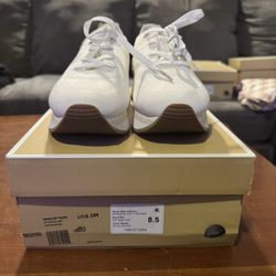 Women’s Shoes
