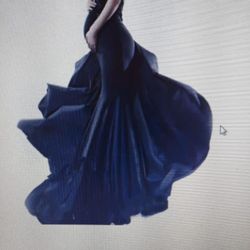 Maternity dress size small