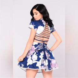 Criss cross lace up back dress floral navy blue