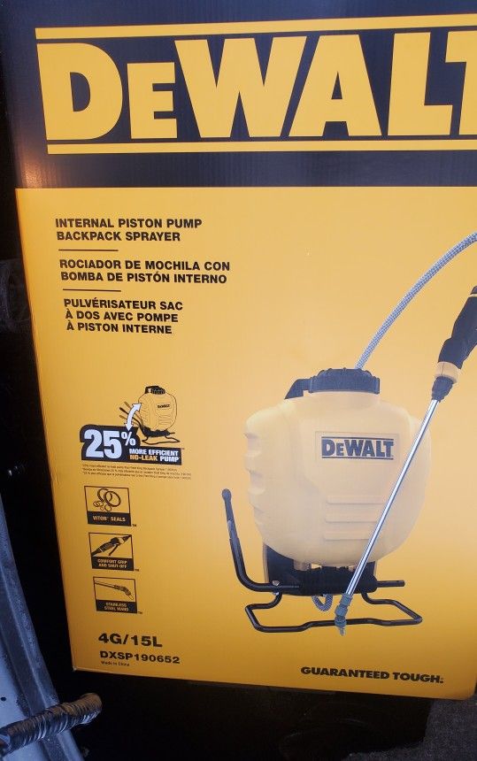 DEWALT 4-Gallon Internal Piston Pump Backpack Sprayer.