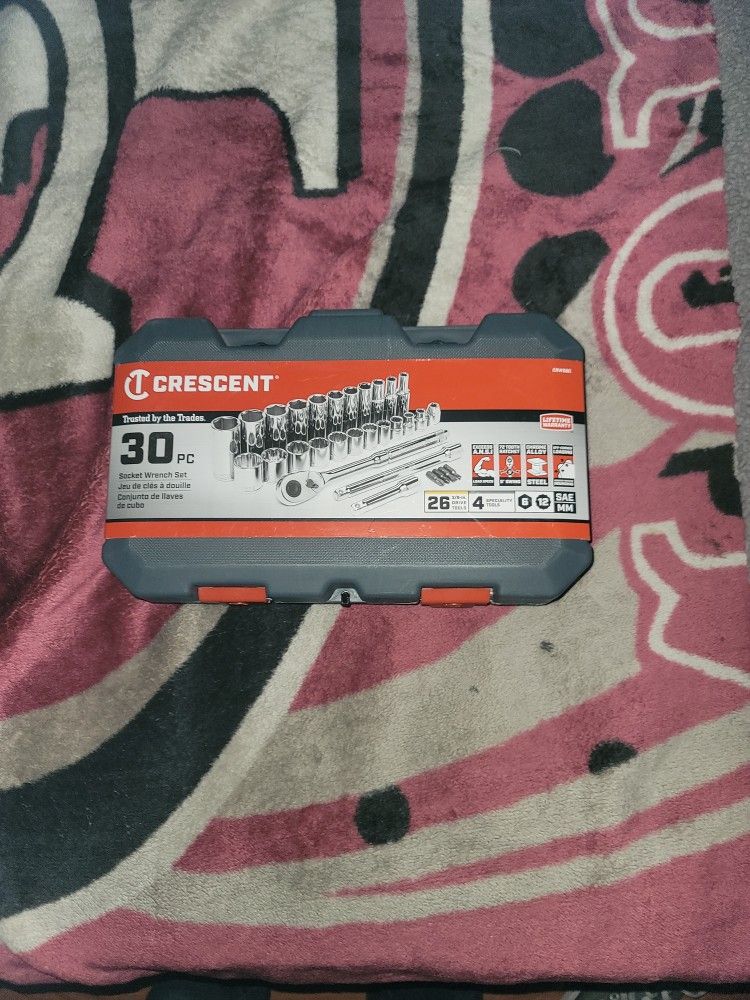 Crescent 30pc socket wrench set