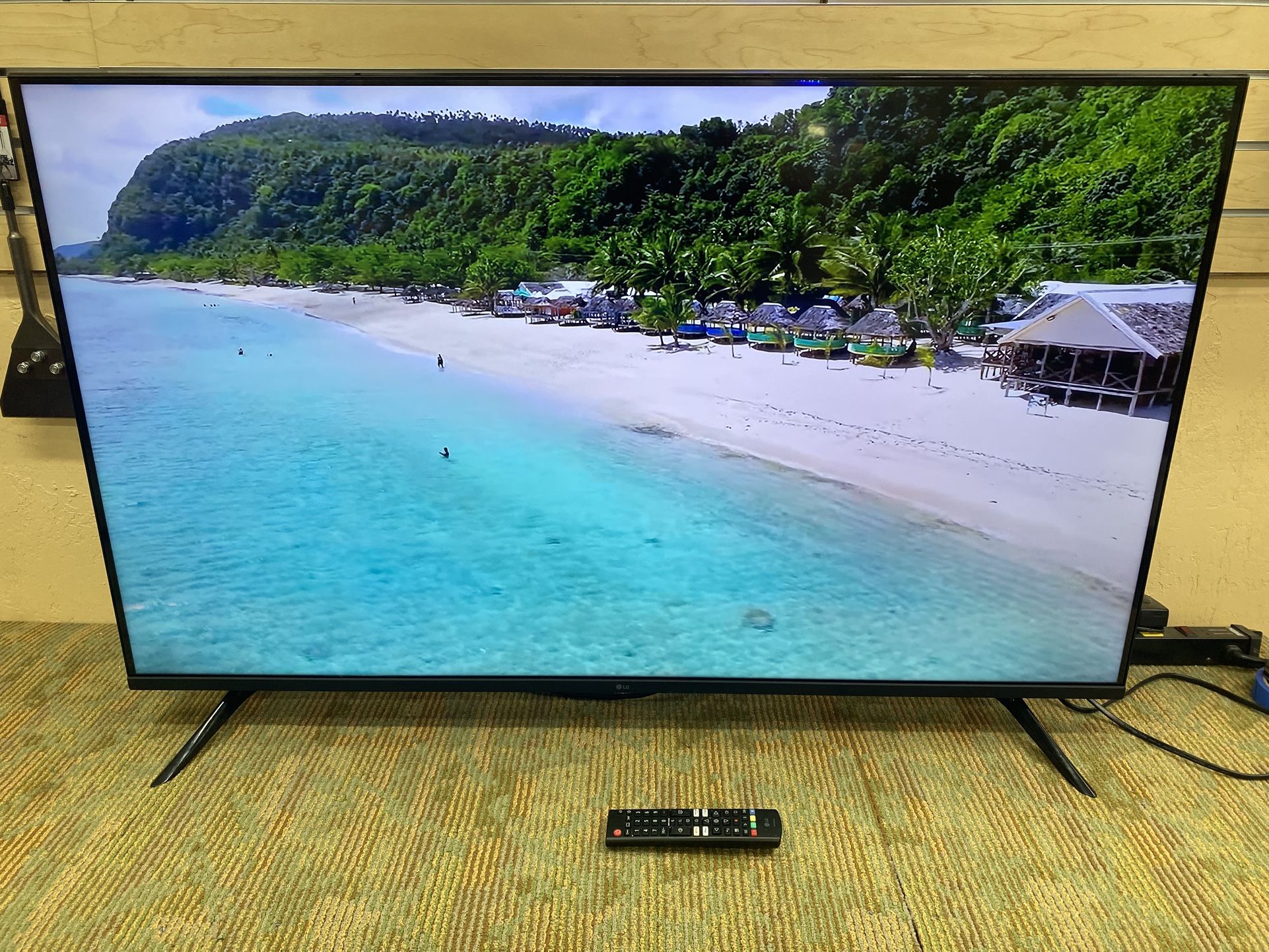 LG 50” 4K Smart TV