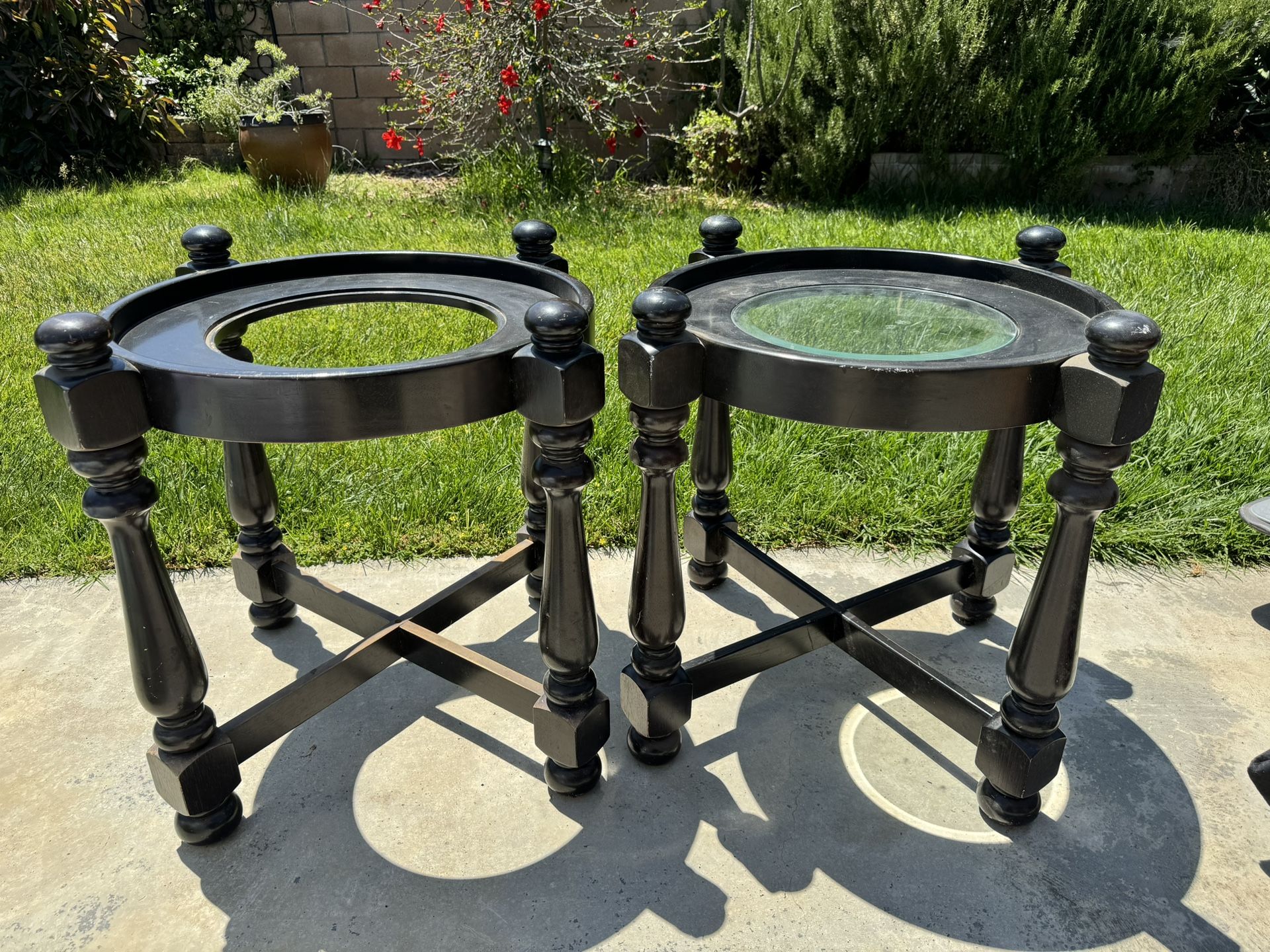 Set Of 2 End Tables Solid Black Wood Glass Top