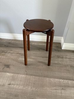 Round Side Table