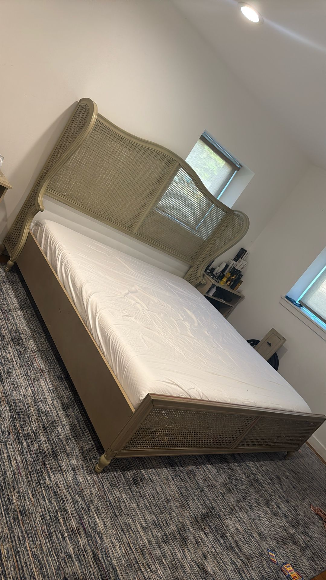 King Bed With Mattress 