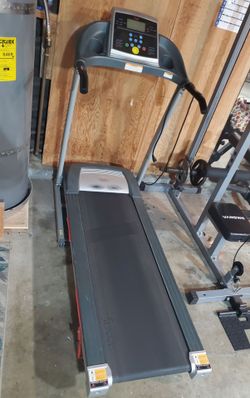 Sunny health and fitness treadmill