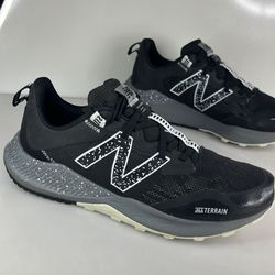 New Balance WTNTRLB4 Womens Nitrel V4 Black Running Shoes Sneakers Size US 10