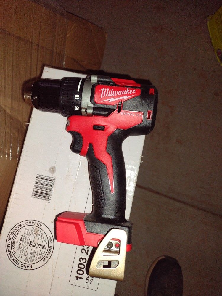M18 Brushless 1/2 Hammer Drill