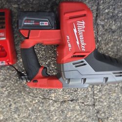 Milwaukee Rotary Hammer Brushless Fuel