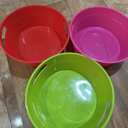 3 Multi Color Buckets