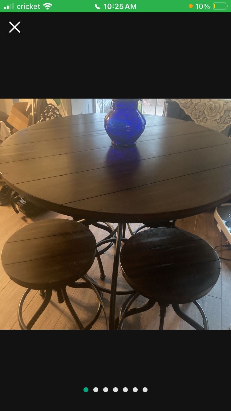 Kitchen Table