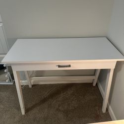 White 1 Drawer Desk 