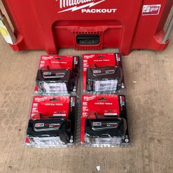 Milwaukee M18 Red Lithium XC 5.0 Ah (NEW 