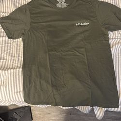 Columbia Tshirt