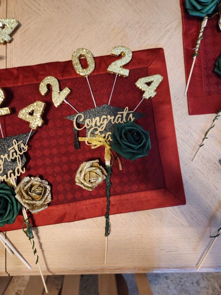 7 Centerpieces. Can Change Year To 2025