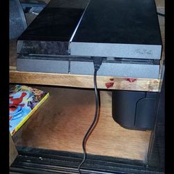 PS4