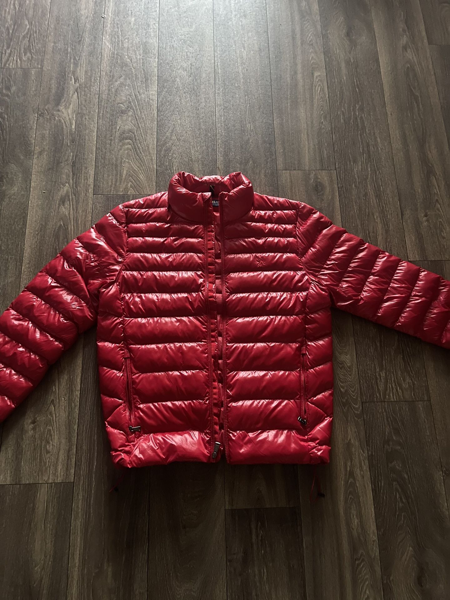 RED GLOSSY POLO PUFFER