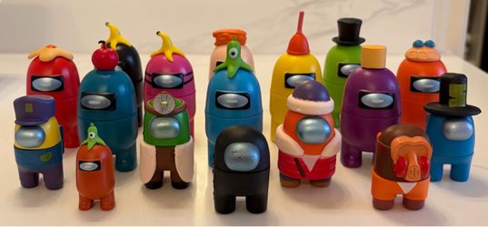 Among Us Action Figures Lot (17)