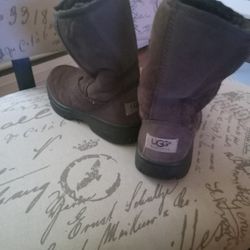 Ugg Boots Size 6w