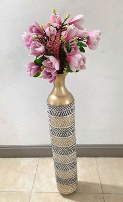 *** NEW LOW PRICE *** 34" Floor Vase with Pink / Purple Faux Magnolia Stems and Gypsophila @ Lasting Creations