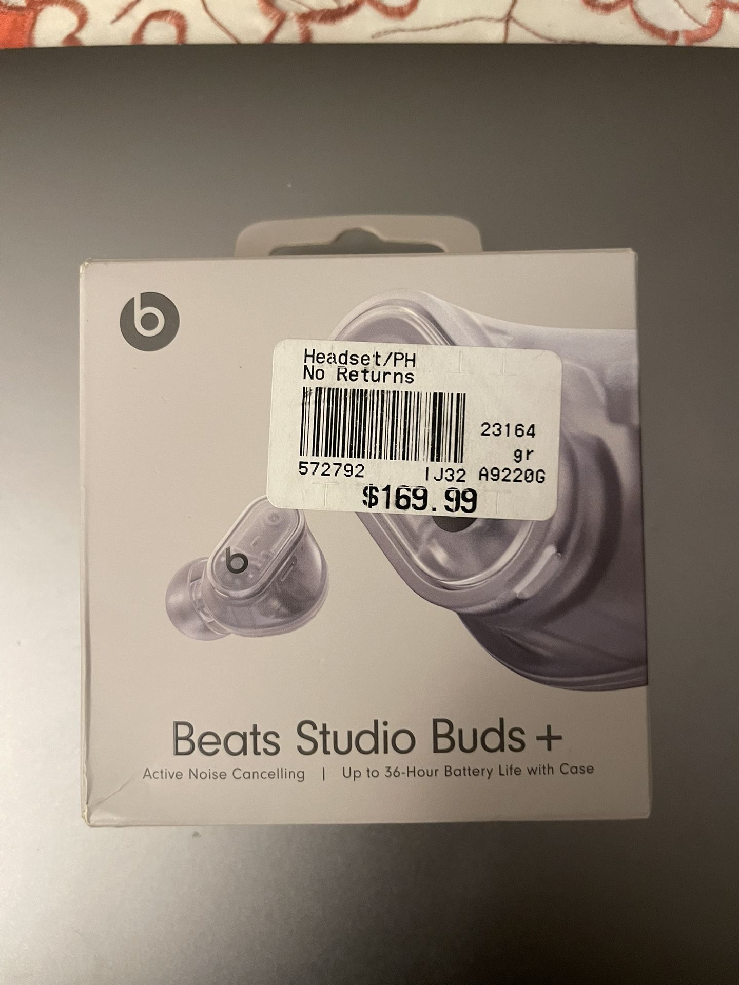 Beats Studio Buds +