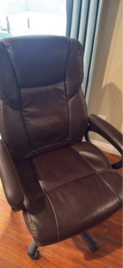 Brown Leather Executive Office Chair
