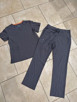 Dark Gray Scrubs set (Medium)