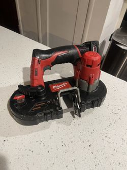 Milwaukee M-12 Band Saw