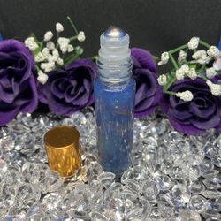 24K Gold Blue Lotus Lip Oil By Luxury Smiles