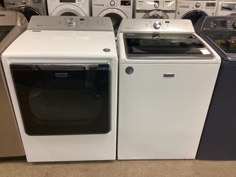 Maytag Bravos XL 5.3 cu.ft. Top Load Washer and 7.5 cu.ft. Vented Electric Dryer Set