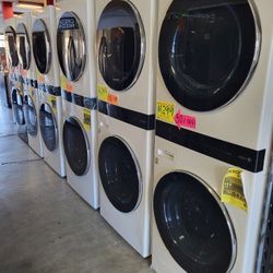 LG ThinQ WashTower Single Unit Front Load Washer 4.5 Cubic Feet  AND  Gas Dryer 7.4 Cubic Feet 0UP