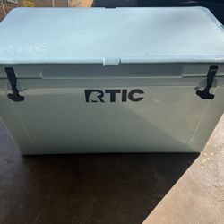 RTic 110Qt Cooler