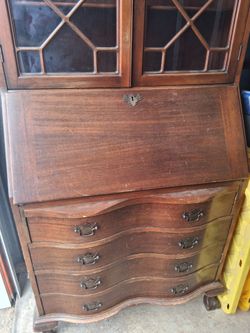 Old fashioned secretary