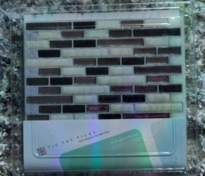 Peel and stick tiles 10pack