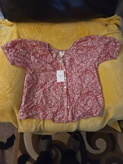 Marea by Liz Joy Women's Short Sleeve Button Front Floral Blouse - Size S - Pink/Mauve