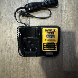 Dewalt Battery Charger