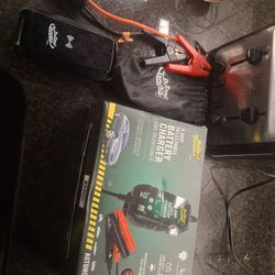 Battery Charger/ Tender
