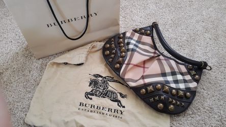 100%authentic Burberry Bag.