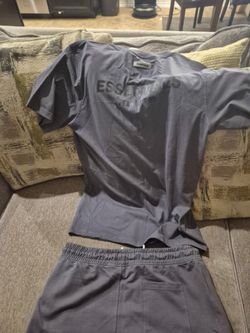 Essential set size medium