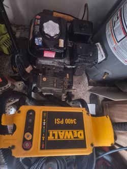 DeWalt 3400 PSI Gas Pressure Cleaner