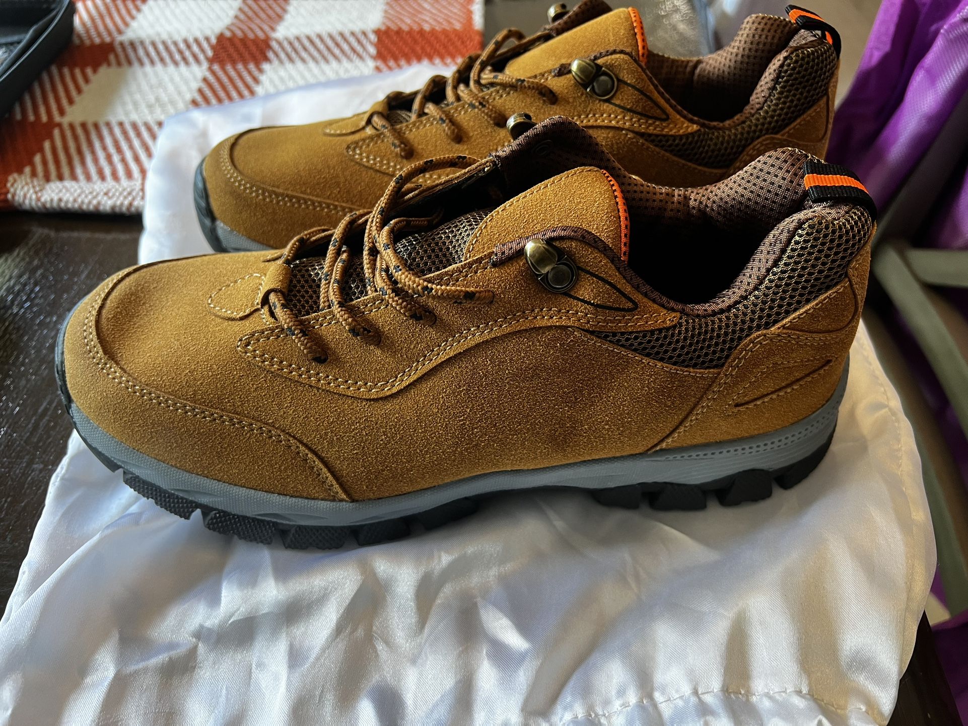New Men’s Leather Shoes Boots