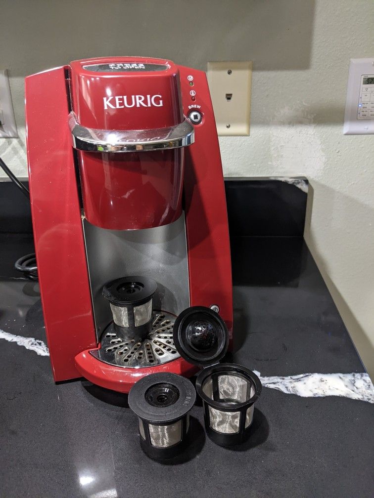 Keurig B30 Single Serve Coffee Maker With Reusable K Cups