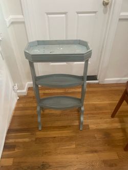 Farmhouse Chic Distressed Wooden Side Table