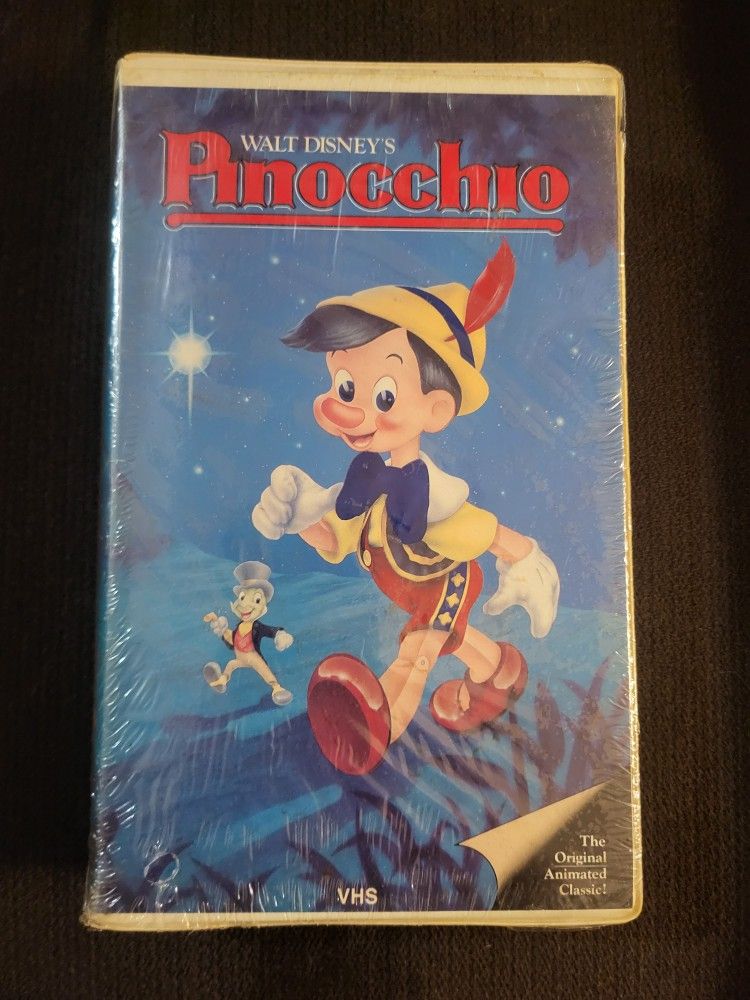 Rare Vintage Black Diamond Edition Disney Pinocchio Clam Shell VHS Cassette Tape! Make Me An Offer!