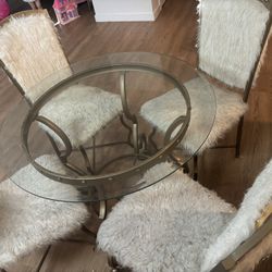 Dining table 