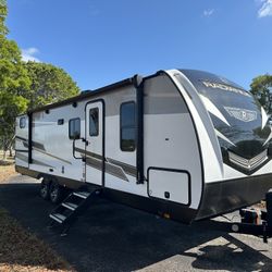 2021 Cruiser RV Radiance  R-28QD