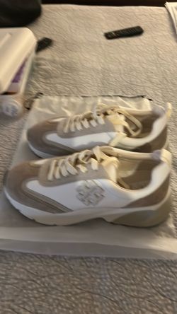 New Tory bush tennis shoes size 10M