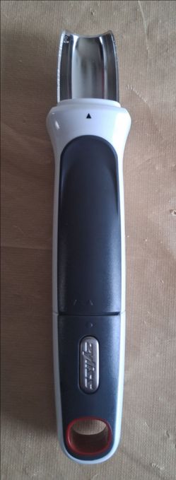 Zyliss Twist and Scoop Grapefruit Tool